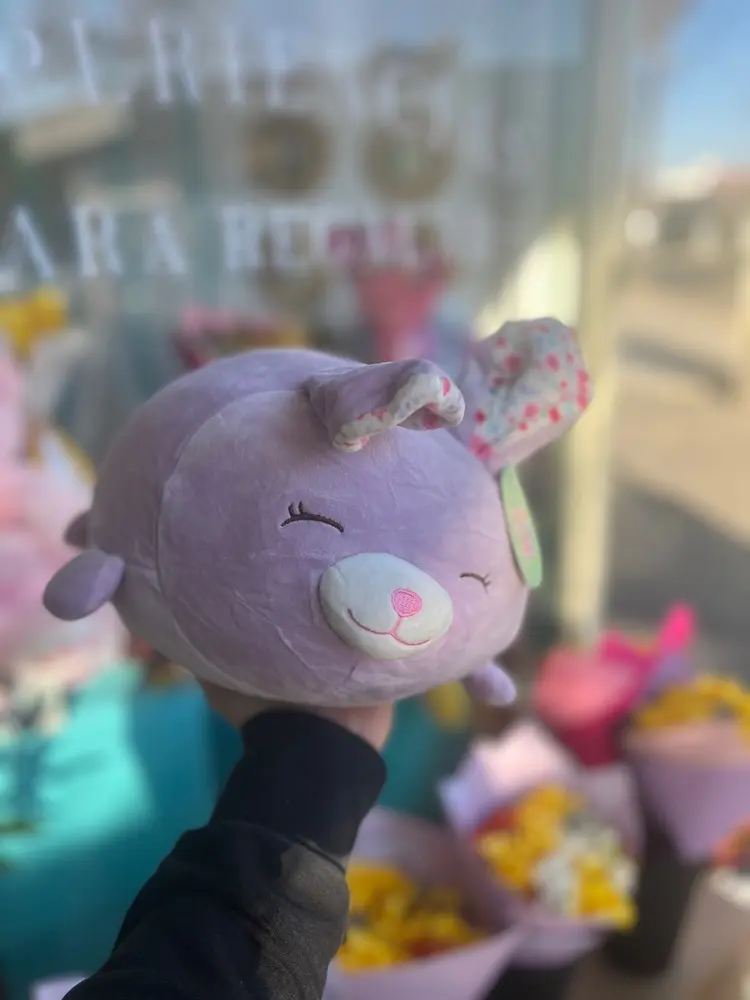 Peluche conejo lila 30 cm
